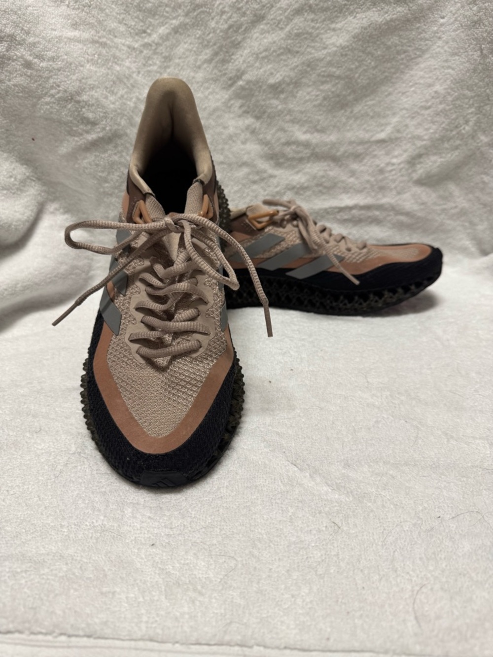 adidas Women's Athletic Shoes in beige, gray & black Size 7.5